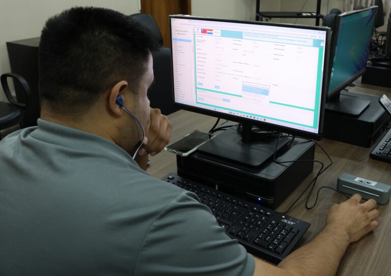 Expansión sostenida: HIS llega a 1.335 establecimientos de salud